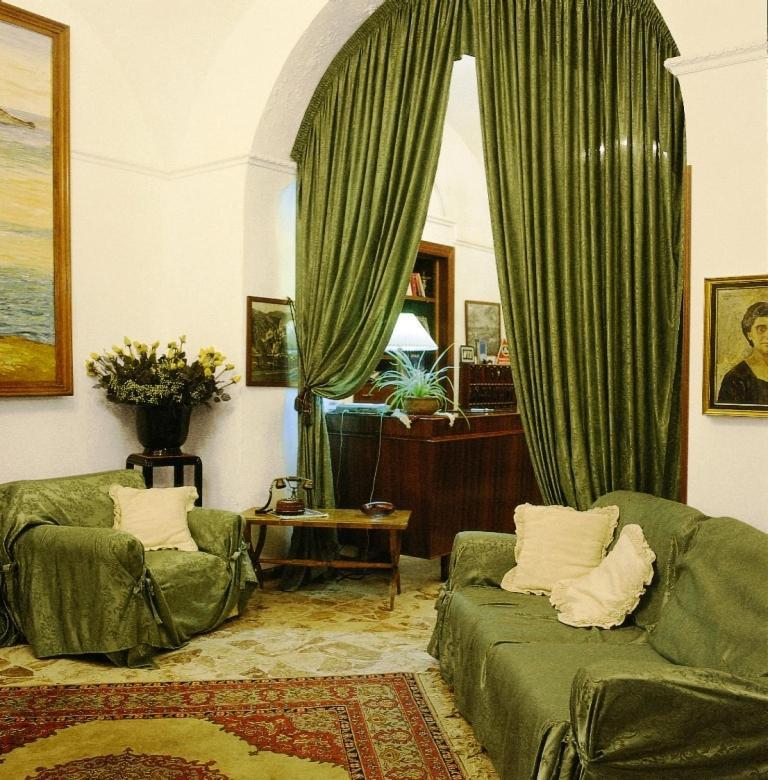 Hotel Villa Augustus Lipari  Zewnętrze zdjęcie