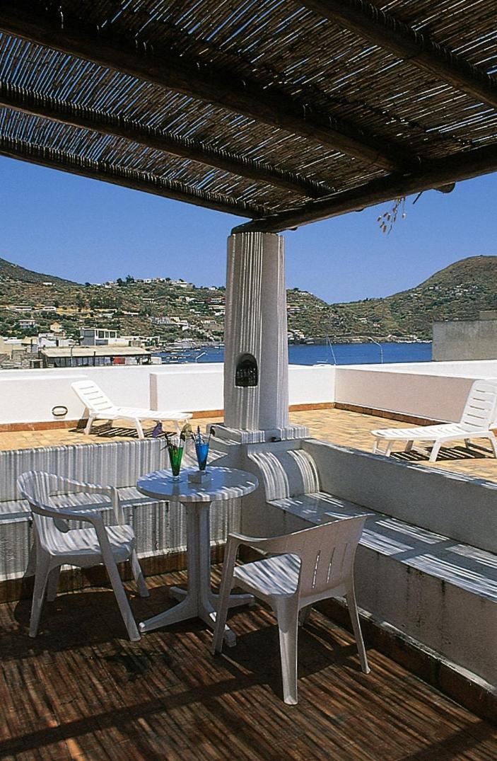 Hotel Villa Augustus Lipari  Zewnętrze zdjęcie