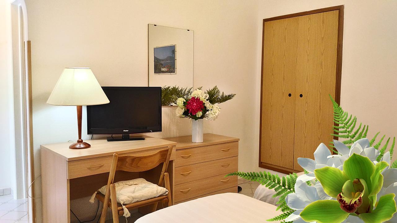 Hotel Villa Augustus Lipari  Zewnętrze zdjęcie