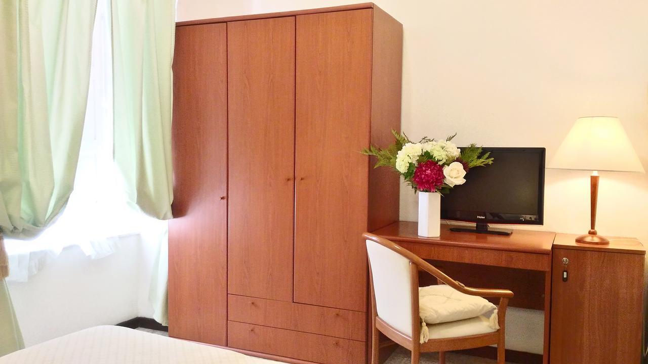 Hotel Villa Augustus Lipari  Zewnętrze zdjęcie